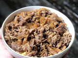 Yoshinoya beef bowl / Gyudon