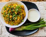હરે પ્યાઝ કી લસુની ખીચડી(green onion garlic khichdi recipe in Gujarati) રેસીપી સ્ટેપ3ફોટો