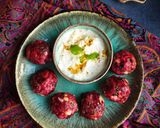 A picture of step 4 of Beetroot sabudana appe.