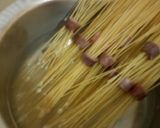 A picture of step 4 of Sausage spaghetti.