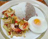 รูปขั้นตอนการทำที่ 4 ของ ข้าวราดกุ้งผัดพริกขี้หนู