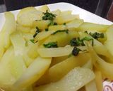 Foto del paso 3 de la receta: Guatila / chayote / yota con aceite de oliva y ajo..