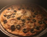 Foto del paso 6 de la receta: Pizza dos quesos y huevo