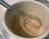Une image de l'étape 4 de Tarte aux prunes, miel et amandes.
