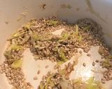 Sajtszószos kelkáposzta árpával recept fázis 3 fotója