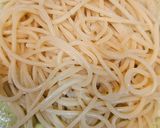 Foto del paso 6 de la receta: Spaghetti con crema de calabacín y almejas de conserva