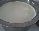 A picture of step 3 of Muskmelon ice cream.