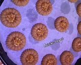 صورة لخطوة 4 من وصفة حلوة بالحليب المجفف بحشوة لذيذة