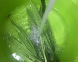 Hình bước làm 3 của món Tàu phớ lá dứa + đường nho thơm, thanh mát. Bé 6m+ ăn thoải mái