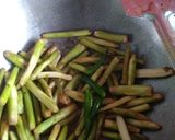 A picture of step 1 of Kachu Loti (Arum lob)with prawn #cookpad.