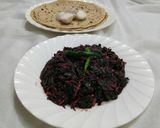 A picture of step 7 of Chaulai/Bhatua/Lal bhaji ki sabzi.