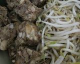 Foto langkah ke 2 dari resep Tumis Oncom Toge.
