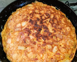 Foto del paso 6 de la receta: Tortilla de papas y cebolla