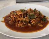 A picture of step 1 of Stir Fried clam with Roasted Chili Paste.