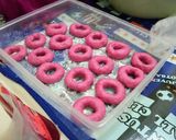 Foto langkah ke 9 dari resep Donat buah naga merah.