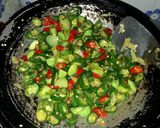 Foto langkah ke 2 dari resep Tumis Cumi Asin Petai Cabe Ijo.