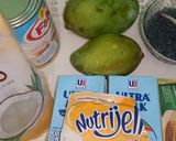 Foto langkah ke 1 dari resep MANGO chesse milk.