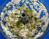 A picture of step 4 of Poha Pakoda.