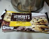 Foto langkah ke 5 dari resep Choc Chips Cookies.