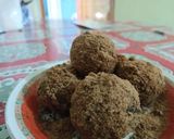 Foto langkah ke 7 dari resep Bola-bola pisang coklat.