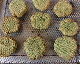 Foto del paso 4 de la receta: Tortitas de amaranto con espinaca y requesón en freidora de aire
