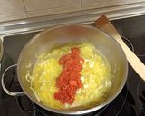 Foto del paso 1 de la receta: Calamarcitos con tomate