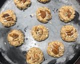Foto del paso 4 de la receta: Galletitas de avena, nuez y semillas 🍪