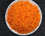 A picture of step 1 of Gajar ka halwa.