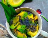 Foto langkah ke 2 dari resep #Avocado dessert mug.