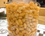 Hình bước làm 3 của món Snack nui bơ tỏi