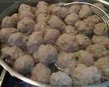 Foto langkah ke 5 dari resep Bakso sapi.