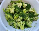 A picture of step 4 of Instant Pot Beef with Broccoli.