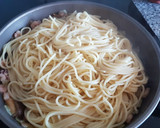 Foto del paso 4 de la receta: Espaguetis mar y setas