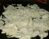 Foto del paso 2 de la receta: Bifes de hígado al disco