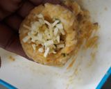 A picture of step 1 of Cheese stuffed rice fritters.
