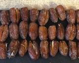 Medjool date pan recipe step 1 photo