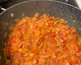 A picture of step 3 of Menemen turkish omelette.