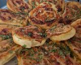 Une image de l'étape 3 de Rouleaux feuilletés croustillants aux lardons et fromage.
