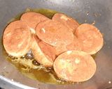 A picture of step 2 of Masala egg fry.