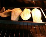 Foto del paso 1 de la receta Berenjenas al horno rellenas de ajos tiernos y beicon
