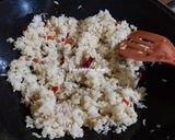 Foto langkah ke 3 dari resep Nasgor Putih Teri.