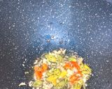 Foto langkah ke 2 dari resep Nasi Goreng Tuna Kaleng Pedas.