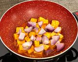 A picture of step 5 of Creamy Kadhai Paneer Delight – A Special Sabzi for Chapati Lovers!.