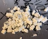 Une image de l'étape 4 de Salade feuille de chêne aux noix, feta et persil frais (avec sauce fruitée).