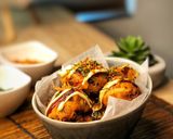 Foto del paso 11 de la receta Takoyaki 🇯🇵 de pulpo 🐙 fáciles en sartén sin molde con salsa Tonkatsu Bulldog