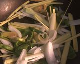 Foto del paso 2 de la receta: Bacalao con verduras y tomate