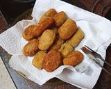 Foto del paso 5 de la receta Croquetas de maíz, atún y huevo duro
