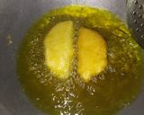 A picture of step 7 of Dahi Gojha Gujia shaped.