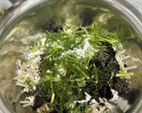 Hình bước làm 1 của món Nấm Kim Châm Thì Là Áp Chảo Chay 🌱