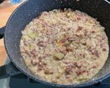 Une image de l'étape 15 de Tagliatelles à la viande séchée, girolles et crème de courgettes.